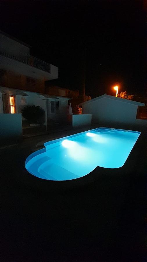 Mihovilovic - 50 M From *