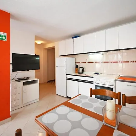 Apartments Mihovilovic - 50 M From Beach Slatine Exterior photo
