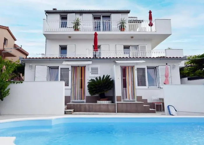Apartments Mihovilovic - 50 M From Beach